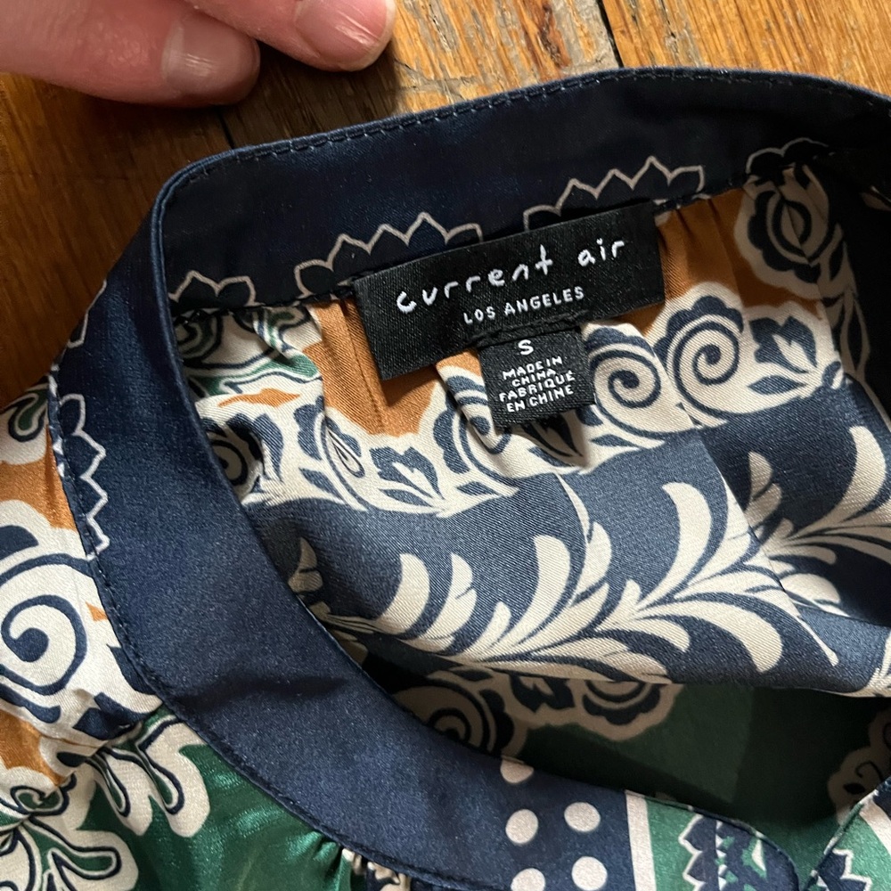 Current Air Long Sleeve Printed Maxi Dress in Green, Tan & Navy - Picture 2 of 5